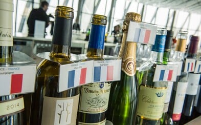 Cena investičného alkoholu rastie v priemere o 10 až 15 % ročne. Koľko sa dá zarobiť pri kúpe whisky či prémiového vína?