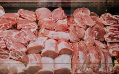 Cena mäsa na Slovensku môže klesnúť. Má to však jeden háčik