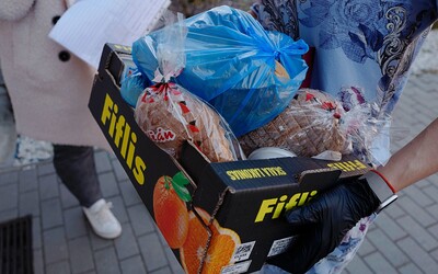 Češi a Češky poskytli do jarní Sbírky potravin 438 tun zboží. Počet lidí v nouzi se stále zvyšuje