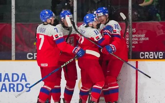 Češi zvládli derby se Slovenskem. Na letošním MS v hokeji juniorů zatím neprohráli