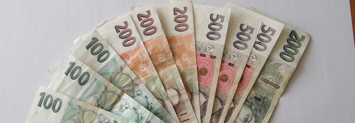 České bankovky, vyrobené do roku 1999, přestanou platit