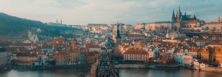 Česko má jednu z nejvíc cool ulic světa, TikTok ovládl nový fenomén (Freshnews)