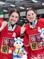 Česko má nejlepší mladé hokejistky v Evropě! Tým U16 získal zlato
