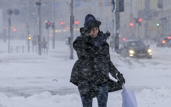 Česko pokryl sníh, komplikuje dopravu (Aktualizováno)