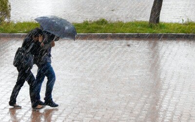 Česku hrozí silné deště a bouřky. Meteorologové vydali výstrahu v několika krajích