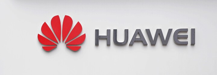 Český Huawei sbírá citlivá data o klientech a předává je čínské ambasádě, uvedl Radiožurnál