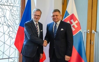 Český premiér Fiala reaguje na Fica. Jeho výroky označuje za absurdné