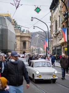 Čeští politici a političky se vyjádřili k 17. listopadu. Na prezidenta lidé pískali a pokřikovali