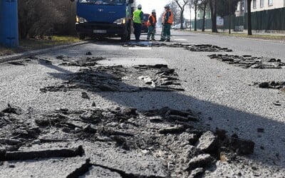 Cesty bez výtlkov? Nový špeciálny asfalt sa dokáže opraviť sám bez pomoci človeka