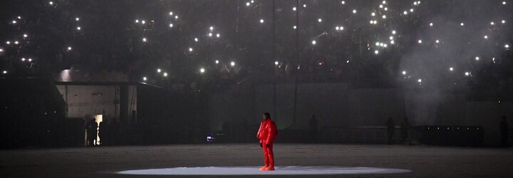 Chcel si uctiť zosnulú matku, no zatiaľ iba ťahá fanúšikov za nos. Rozšíri Kanye West bohatú zbierku nevydaných albumov?