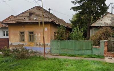 Chceš dom s pozemkami na južnom Slovensku za 8 800 €? Štát rozpredáva majetok, túto nehnuteľnosť teraz ponúka za smiešnu cenu