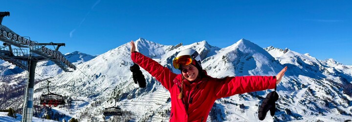 Chceš ještě na hory? Vyzkoušeli jsme rakouský skiareál, kde se lyžuje až do května a kde Beatles natáčeli svůj film