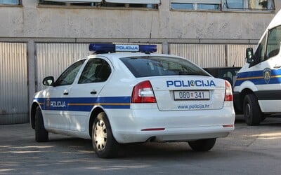 Chlapec z Česka tragicky zahynul pri výbuchu v Chorvátsku. Polícia zadržala otca, ktorý mu údajne dovoliť hrať sa s granátom
