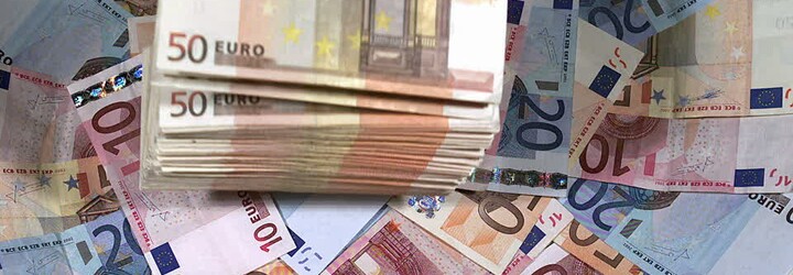 Chorvatsko v lednu přijme euro, schválil to summit EU