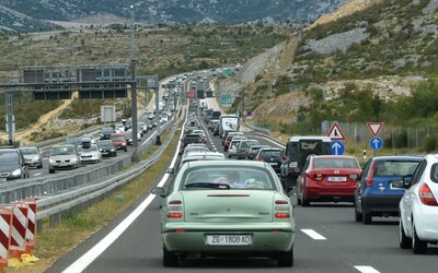Chorvatsko zruší mýtné brány, nahradí je elektronickým poplatkem. Zrychlí se tím doprava