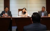 Chtěl vystřílet školu kvůli tomu, že se s ním rozešla dívka. Mladý muž se u soudu obhajoval, že je umělec