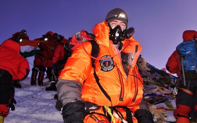 Čína zakázala výstup na Mount Everest. Kvůli koronaviru