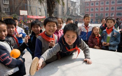 Čínští zákonodárci navrhli zákon, podle nějž by rodiče byli trestáni za špatné chování jejich dětí