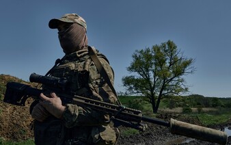 Co se děje na Ukrajině: Rusko údajně ustoupilo u Bachmutu, někde i o dva kilometry