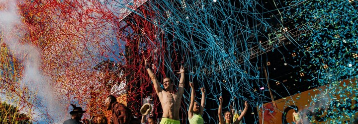 Colours of Ostrava bez bariér. Festival bude tlumočit vybrané koncerty do znakové řeči, pomůže i dalším lidem