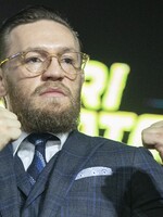 Conor McGregor vydělal 60 miliónů za čtyřicet sekund. Věštkyně Jolanda zemřela