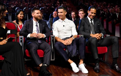 Cristiano Ronaldo pozval Lionela Messiho na večeři. Během společného rozhovoru komentoval vzájemný vztah