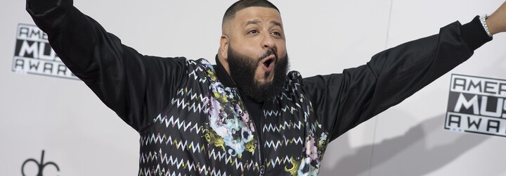 DJ Khaled je ústřední postavou každého vlastního klipu, i když má po boku největší hvězdy