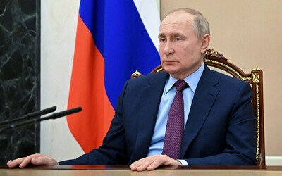 Ďalší ruskí poslanci žiadajú Putinovo odstúpenie. Dôvodom je zlyhanie na charkovskom fronte a zmanipulované voľby