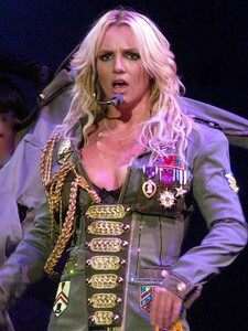 Další skandál okolo Britney Spears. K její hádce s partnerem musela dorazit i záchranka