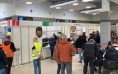 Další váleční uprchlíci na cestě do Česka. Firmy už se připravují