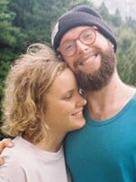 Daniela a Milan odišli od Jehovových svedkov: Vedúci zboru sa detailne pýtajú na sexuálne polohy a koľko to trvá (Rozhovor)