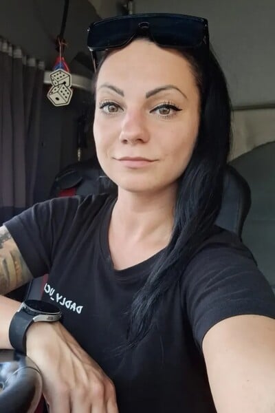 Daniela pracuje jako kamioňačka: „Když jsem si šla vyřídit řidičák, ptali se mě, jestli to myslím vážně“