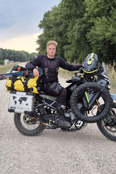 David dojel na motorce z Česka do Mongolska. „Lidi tam vlastně nic nemají, ale váží si toho víc než my“