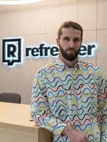 David spustil v Dubaji najúspešnejší projekt Boltu. O týždeň nato otváral Parížsky Fashion Week (Rozhovor)