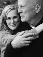 Dcéra Brucea Willisa prehovorila o jeho boji s demenciou. Zverejnila emotívny post