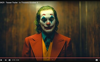 Debutový trailer pro Jokera v podání Joaquina Phoenixe slibuje tragický příběh psychicky narušeného muže