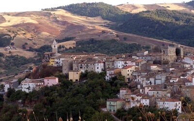 Vesničky v Itálii ti zaplatí téměř 25 000 eur, pokud se do nich odstěhuješ