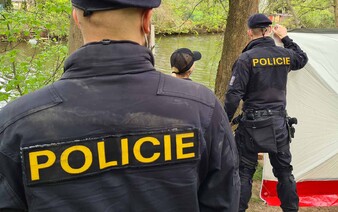 Dělníci v Praze našli ostatky zavražděného muže. Policie prosí o pomoc s identifikací