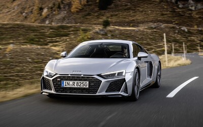 Desaťvalcový superšport od Audi vstupuje na trh so zadným pohonom. Driftéri si prídu na svoje!