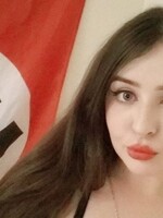 Dívku, která se zúčastnila soutěže Miss Hitler, odsoudili na 3 roky vězení