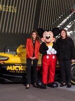 Disney vstupuje do sveta F1. Mickey Mouse sa stane súčasťou Veľkej ceny