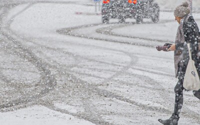 Do Česka se vrátí zima a sníh, teploty klesnou až na –9 °C