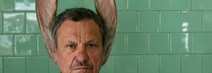 Do kín prichádza film Muž so zajačími ušami. Tu je 8 dôvodov, prečo ho musíš vidieť