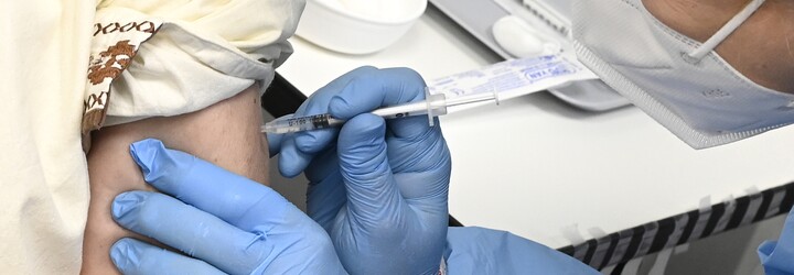 Do roka budou stávající vakcíny proti koronaviru neúčinné, varují vědci