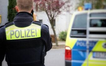 Do skupiny detí v Berlíne vrazilo auto. Z miesta hlásia viacero zranených