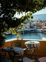 Do týchto 7 miest sa ti oplatí vycestovať najbližšie týždne. Nezažiješ horúčavy ani dav turistov