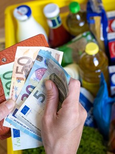Dobrá správa pre Slovensko. Ceny potravín výrazne klesajú, sme na tom lepšie než priemer EÚ