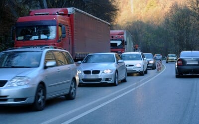 Dôležitý dopravný uzol medzi východom a západom Slovenska čakajú ďalšie zmeny. Uzáveru Strečna na 2 týždne prerušia