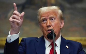 Donald Trump sa vyhráža Vladimírovi Putinovi. Ak vojna neskončí, uvalí vysoké dane a sankcie