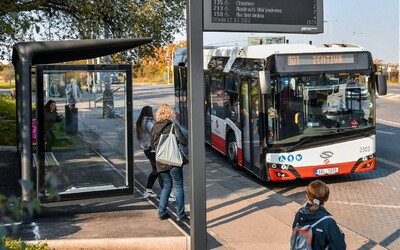 Dopravní podnik v Praze rozprodává vozový park. Koupit si můžeš třeba autobus